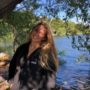 Meet your Posher, Kat